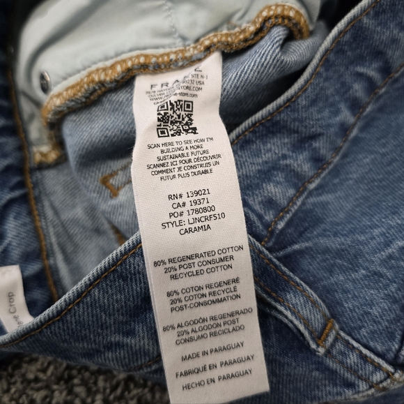 Frame Le Jane Crop Denim in Caramia - Picture 8 of 9